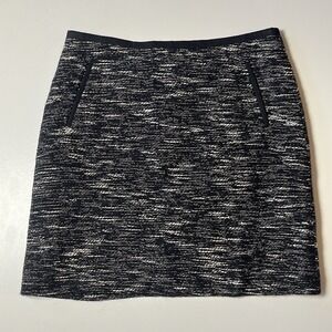 Talbots Wool Blend Tweed Pencil Skirt Size 12P Black & White Old Money Career